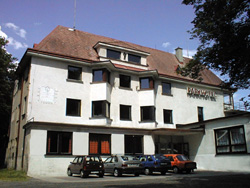 Pohled na budovu Parkhotelu