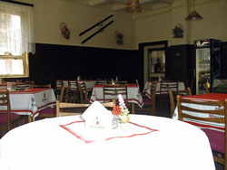 Restaurace